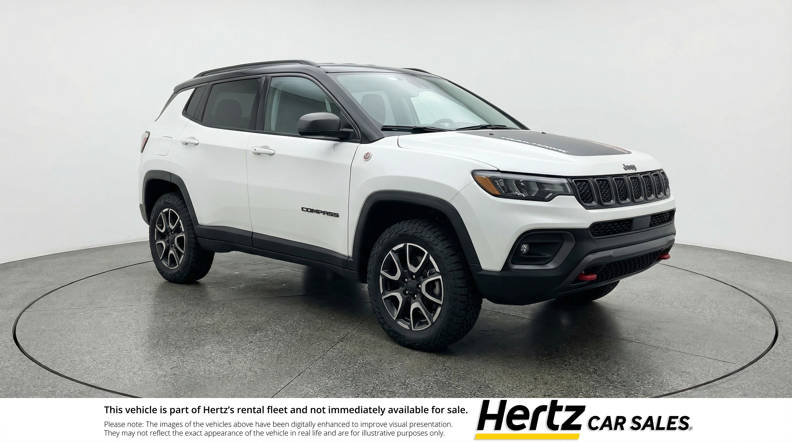 Used 2025 Jeep Compass Trailhawk AWD/4WD image 1