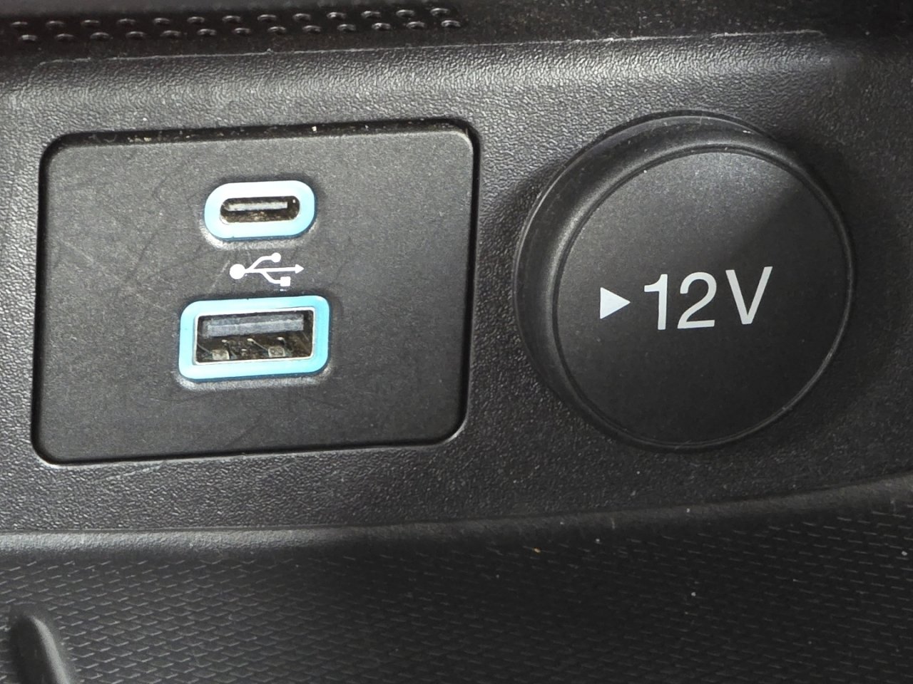 Used 2023 Ford Escape ST-Line image 10