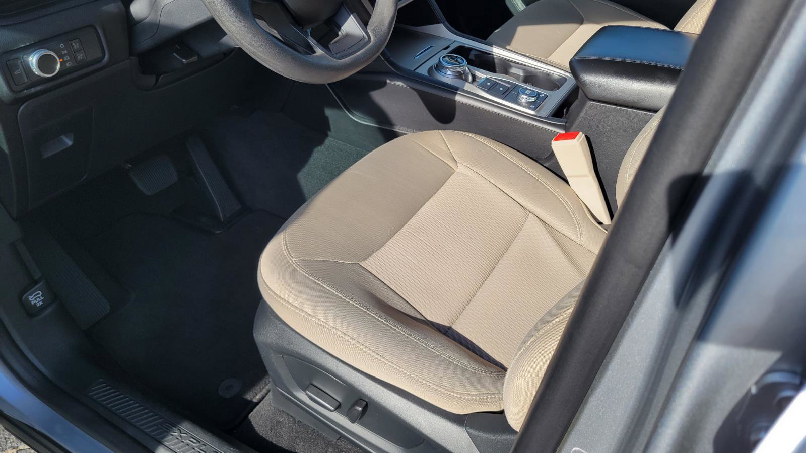 Used 2022 Ford Explorer Base image 20