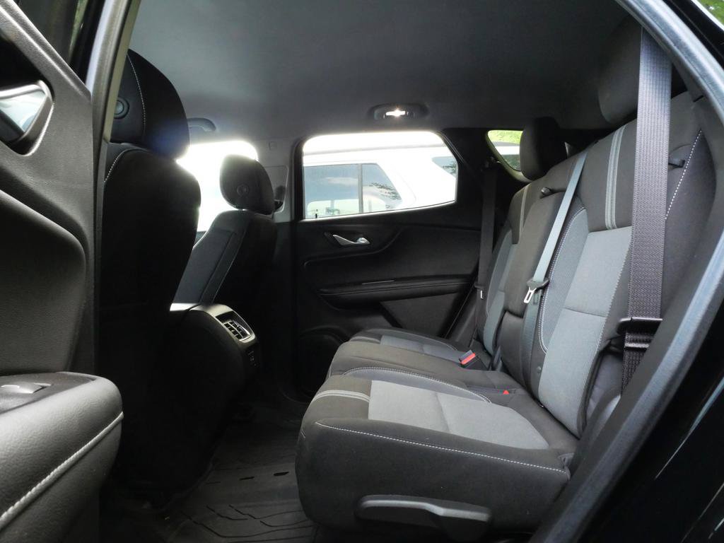 Used 2024 Chevrolet Blazer LT w/ Midnight/Sport Edition AWD/4WD image 27