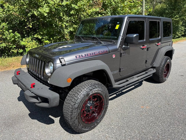 Used 2017 Jeep Wrangler Unlimited Rubicon AWD/4WD image 2