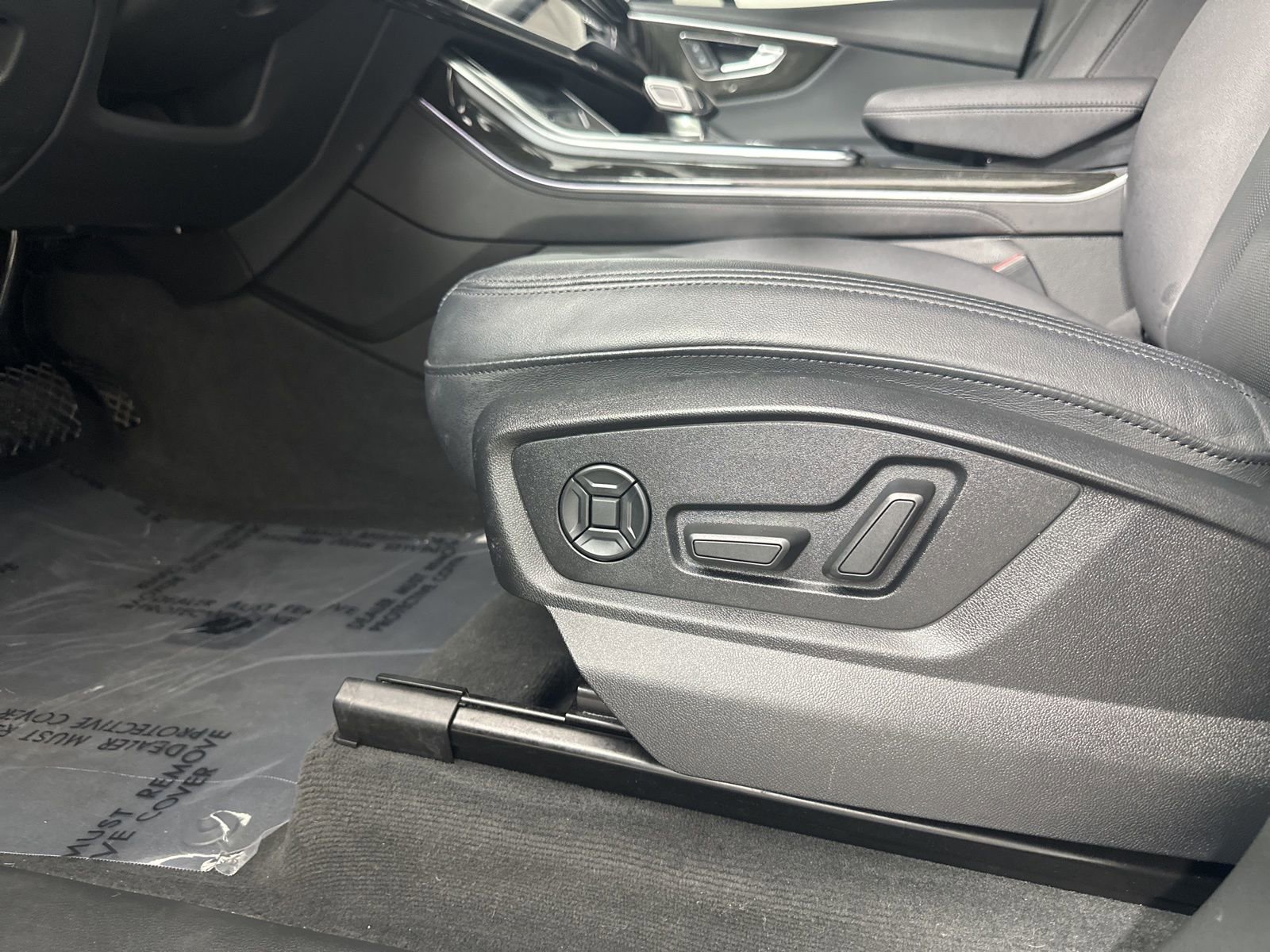 Used 2023 Audi Q7 3.0T Premium Plus w/ Premium Plus Package image 8