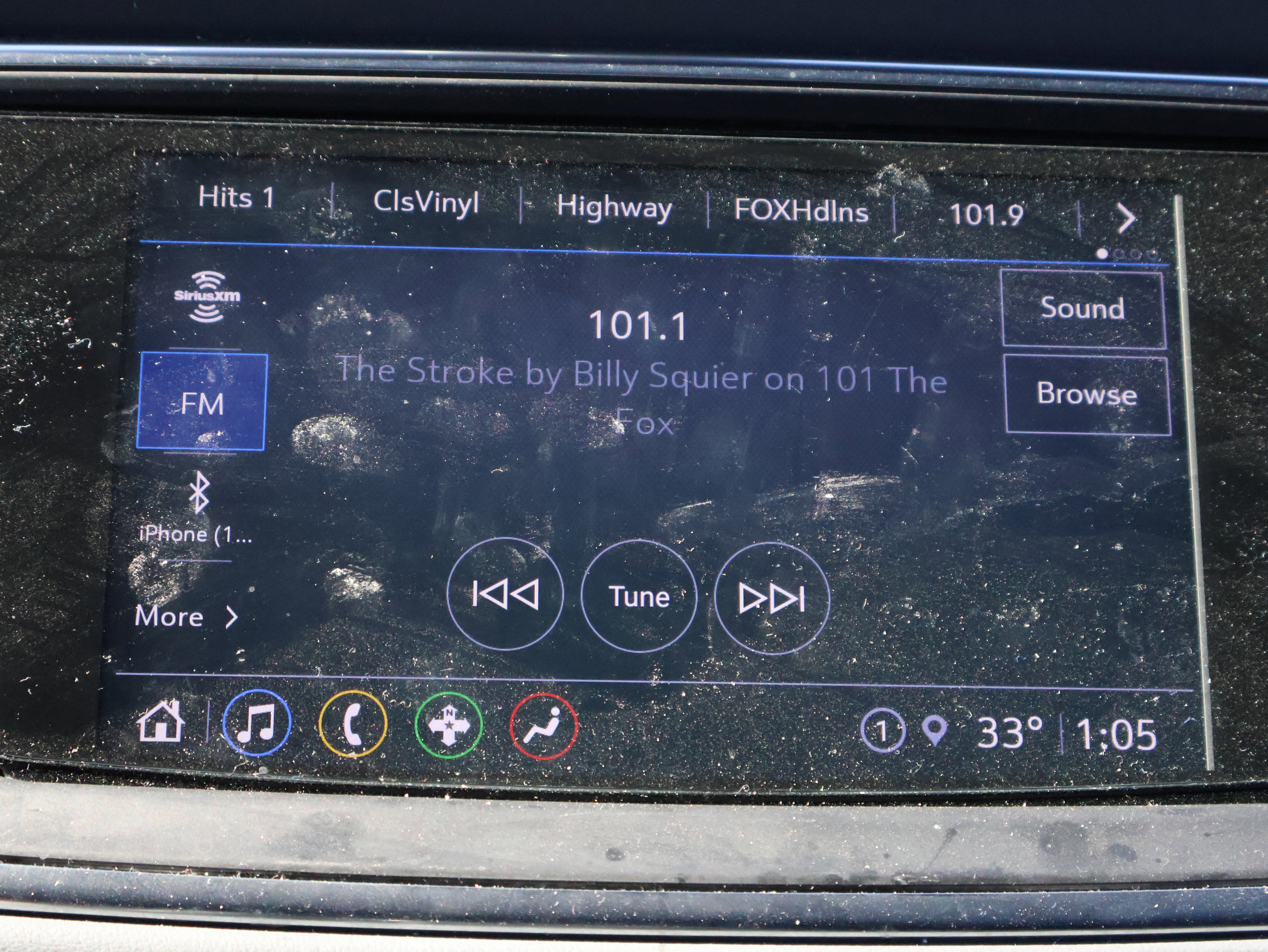 Used 2023 Buick Enclave Essence w/ Experience Buick Package image 26