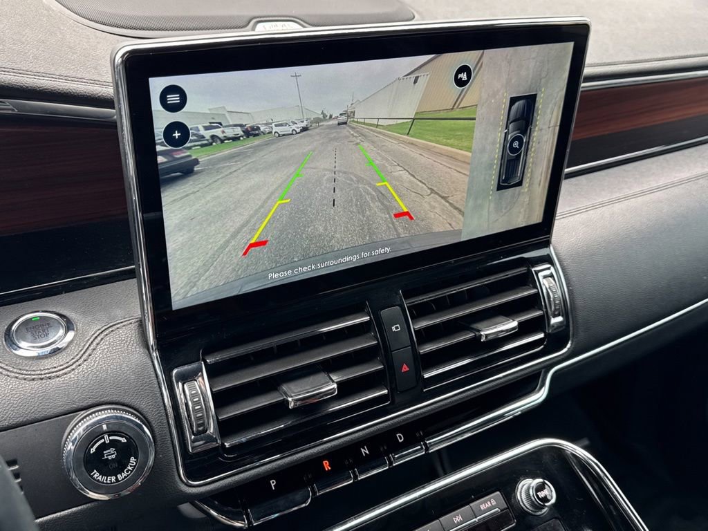 Used 2023 Lincoln Navigator Reserve AWD/4WD image 13