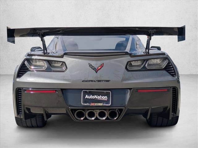 Used 2016 Chevrolet Corvette Z06 w/ 3LZ Preferred Equipment Group RWD image 7