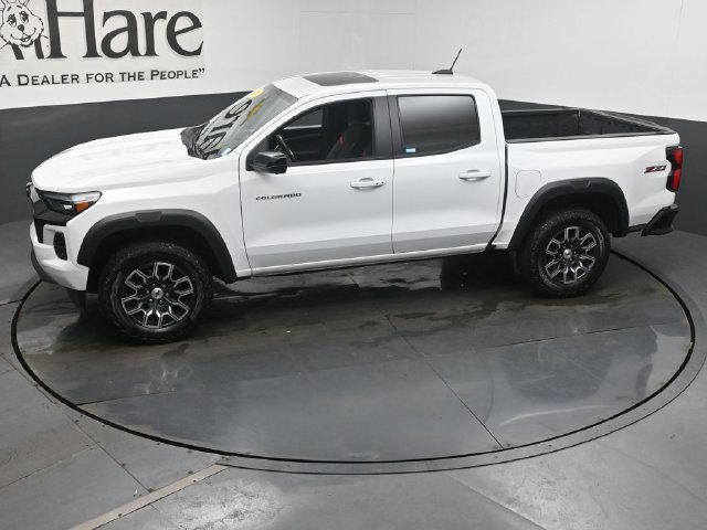 Used 2024 Chevrolet Colorado Z71 w/ Z71 Convenience Package 2 AWD/4WD image 62