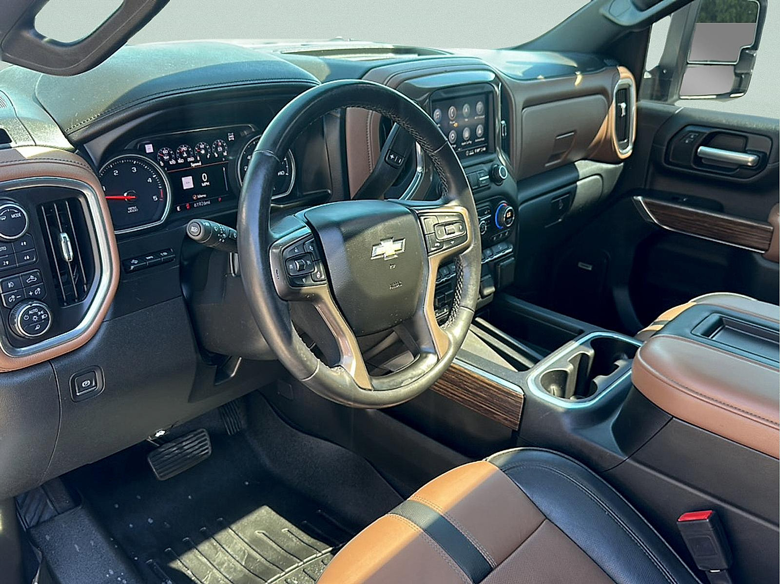 Used 2020 Chevrolet Silverado 2500 High Country w/ Z71 Off-Road Package AWD/4WD image 16