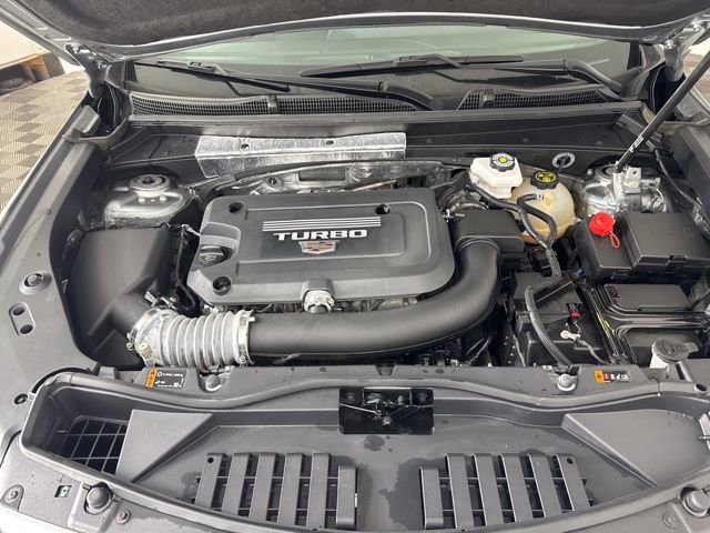 Used 2024 Cadillac XT4 Premium Luxury image 32