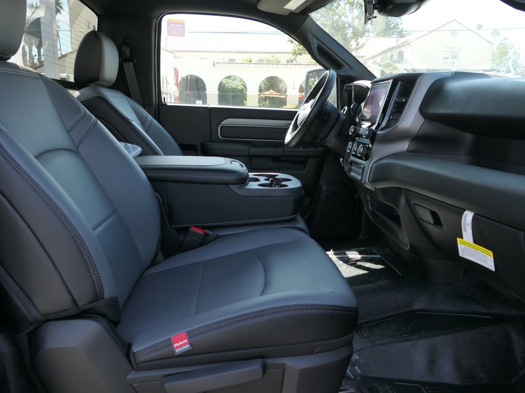 New 2025 RAM 4500 Tradesman RWD image 21