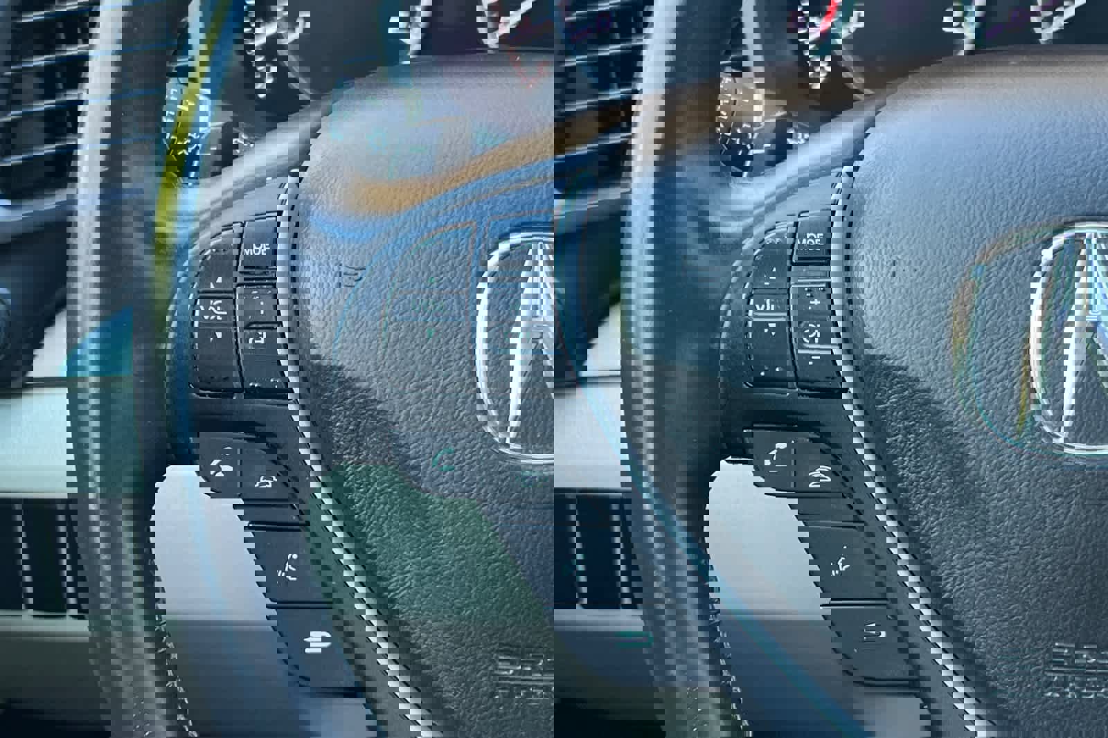 Used 2015 Acura ILX w/ Technology Package image 25