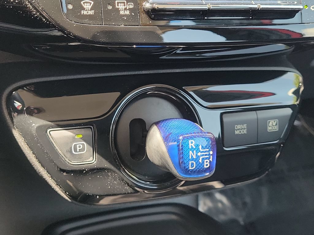 Certified 2020 Toyota Prius LE AWD/4WD image 18