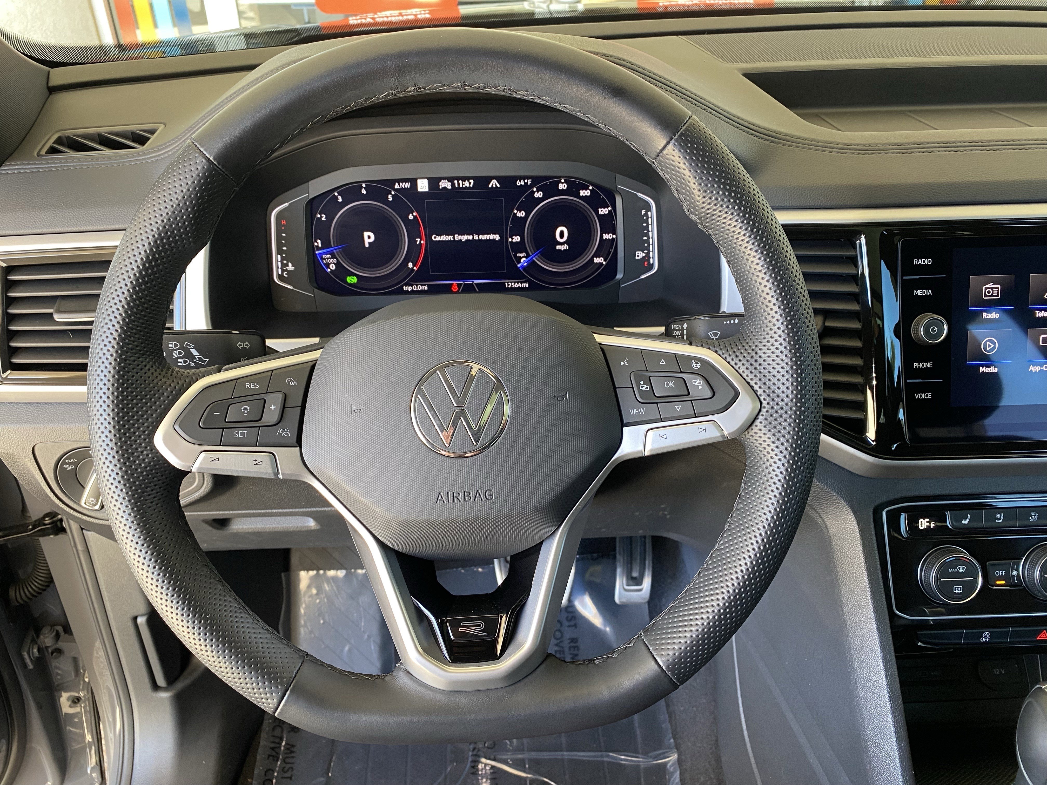 Certified 2023 Volkswagen Atlas Cross Sport SEL Premium R-Line AWD/4WD image 31