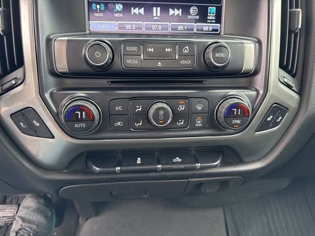 Used 2018 Chevrolet Silverado 1500 LT w/ All Star Edition AWD/4WD image 17