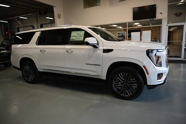New 2026 GMC Yukon XL Elevation w/ Elevation Premium Package AWD/4WD image 4