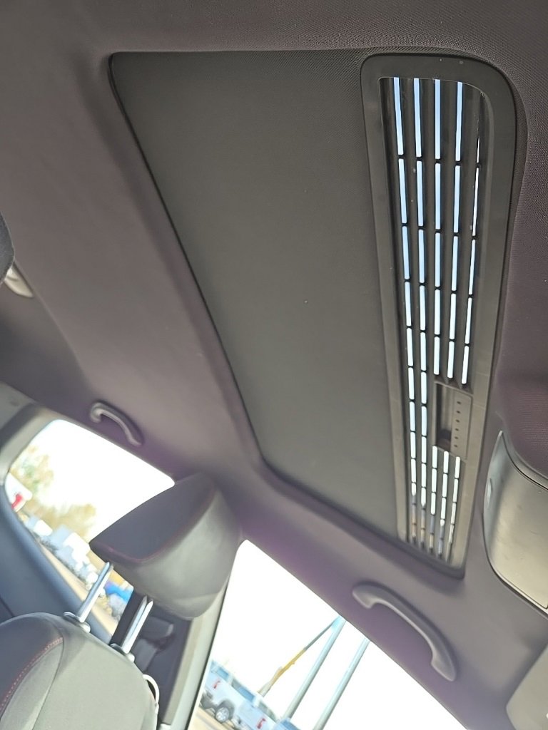 Used 2013 Volkswagen GTI 2-Door image 35