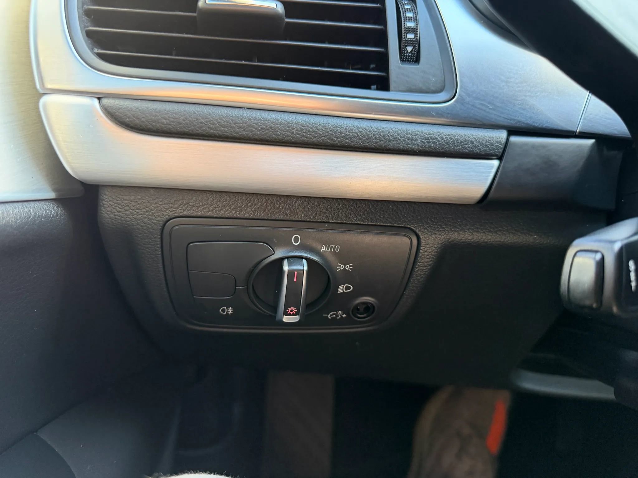 Used 2012 Audi A7 3.0T Premium Plus w/ Premium Plus Pkg image 28