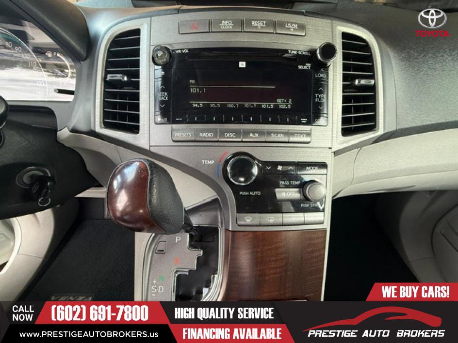 Used 2011 Toyota Venza Limited w/ Leather Pkg FWD image 19