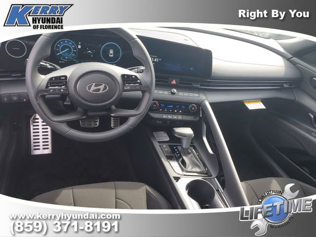 New 2026 Hyundai Elantra Sport image 9