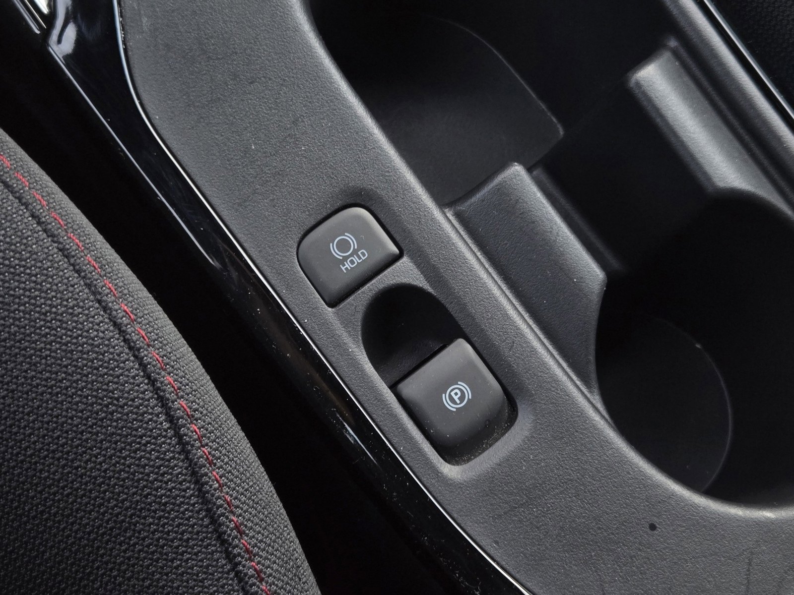 Certified 2025 Toyota Corolla SE image 18