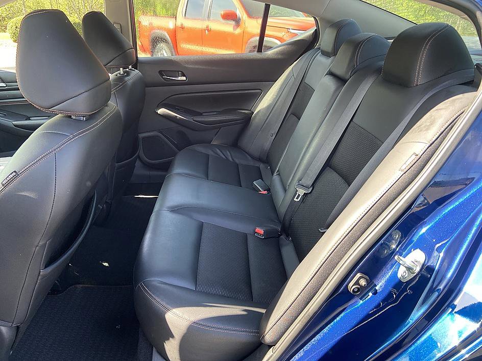 Used 2019 Nissan Altima 2.5 SR w/ SR Premium Package image 11