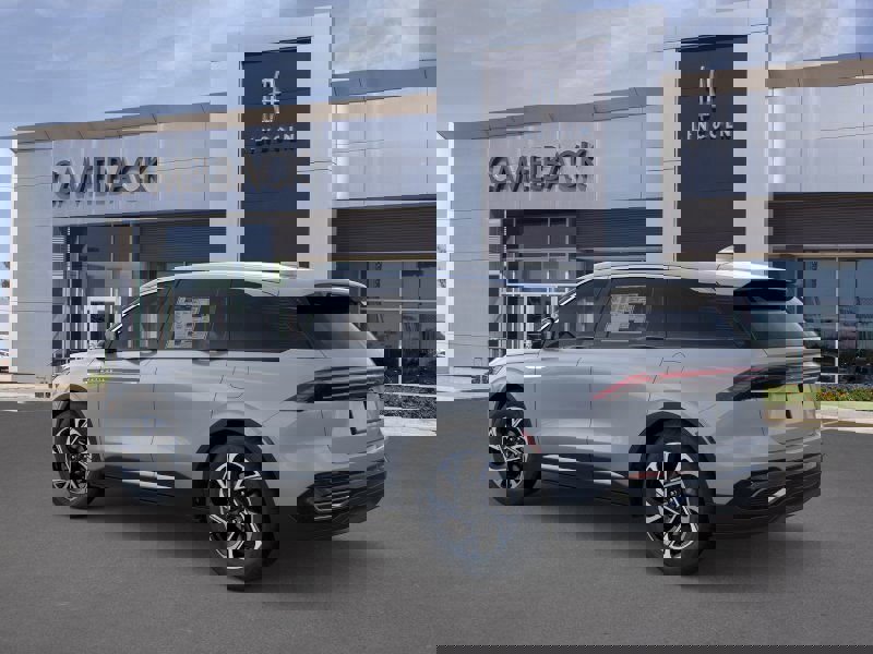 New 2026 Lincoln Nautilus Premier w/ Equipment Group 102A image 26