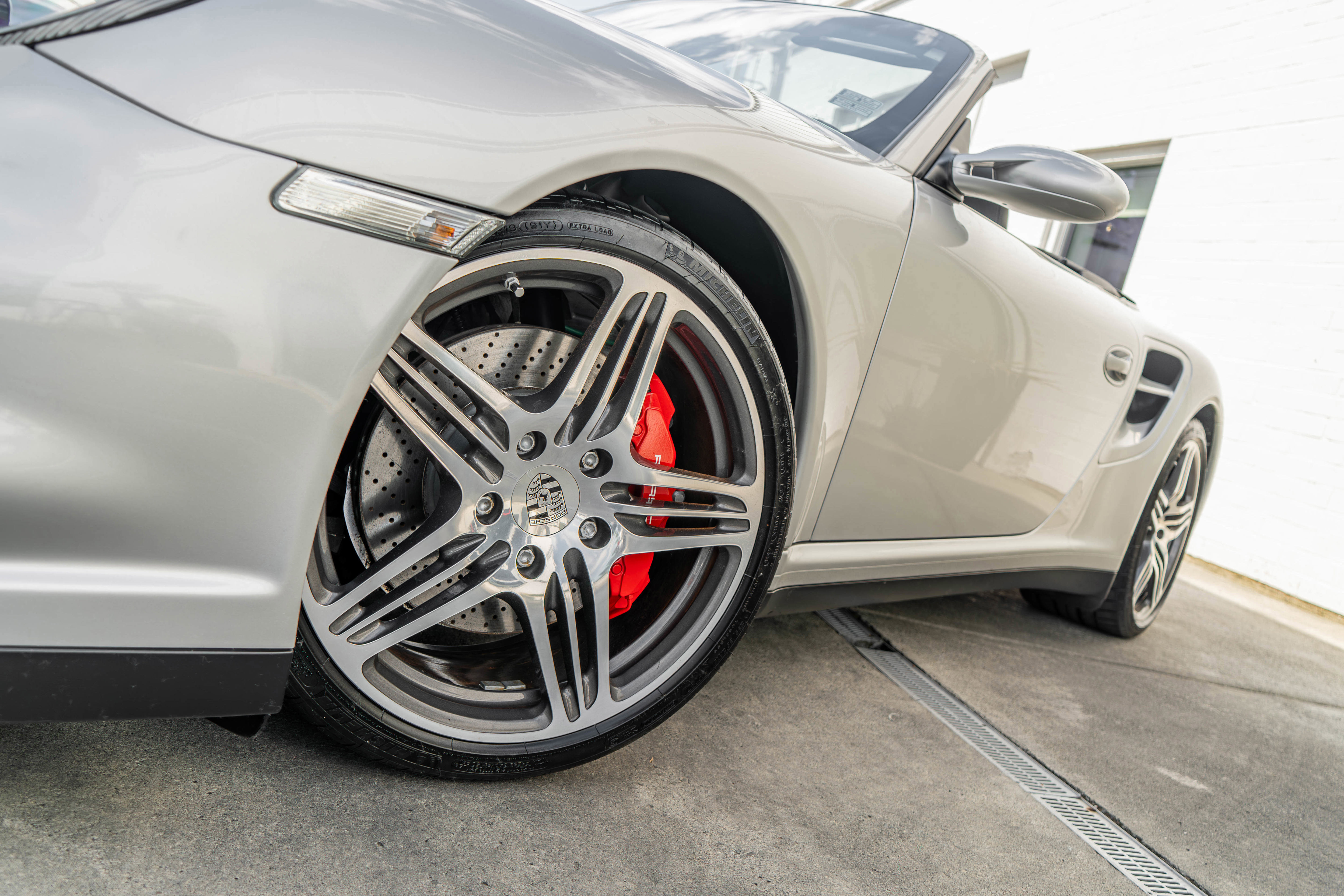 Used 2008 Porsche 911 Turbo AWD/4WD image 4