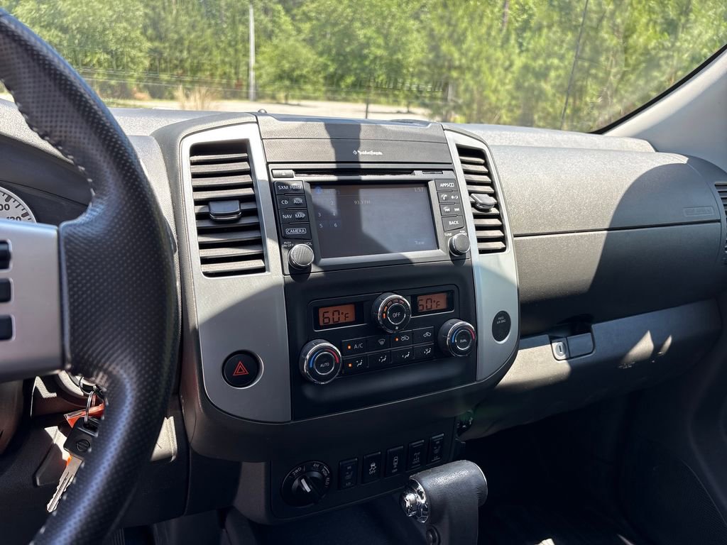 Used 2019 Nissan Frontier PRO-4X AWD/4WD image 17