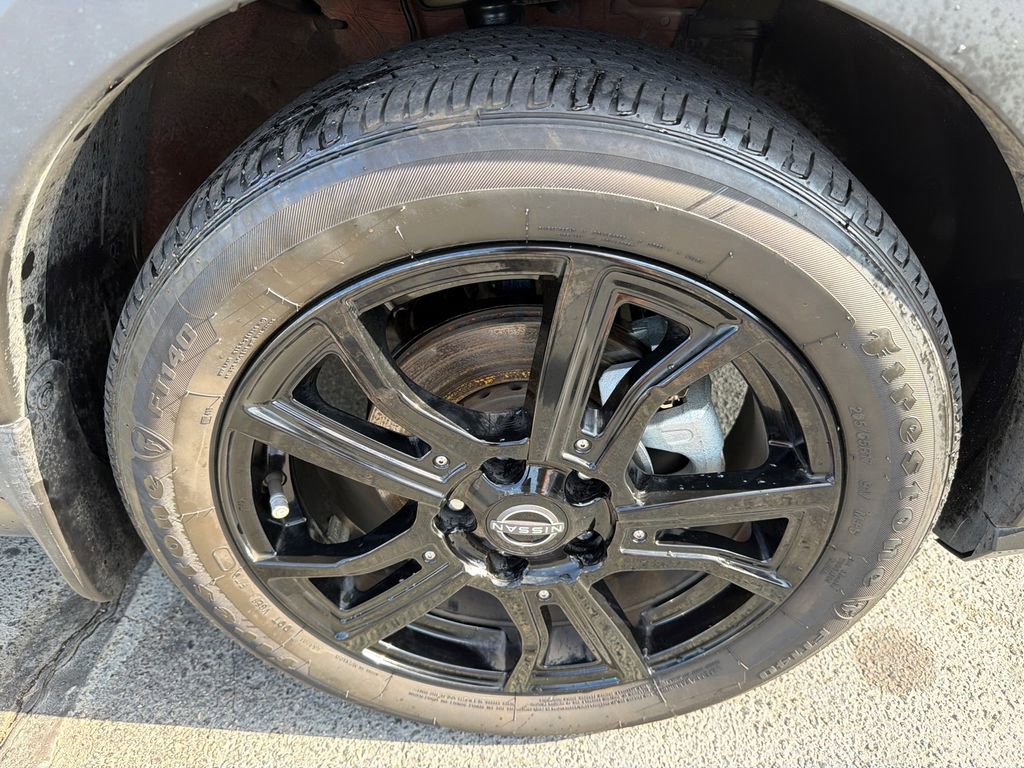 Used 2023 Nissan Kicks SR w/ SR Premium Package image 12