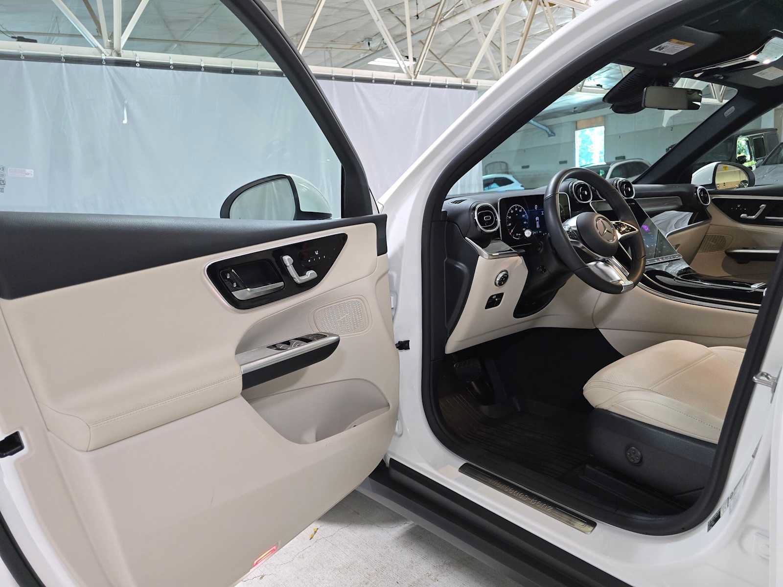 Certified 2026 Mercedes-Benz GLC 300 4MATIC image 19