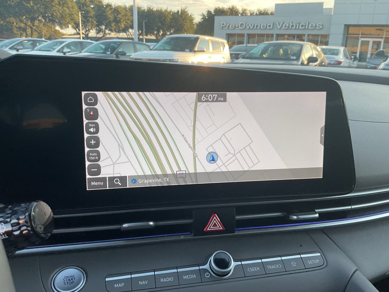 Used 2025 Hyundai Elantra SEL FWD image 30