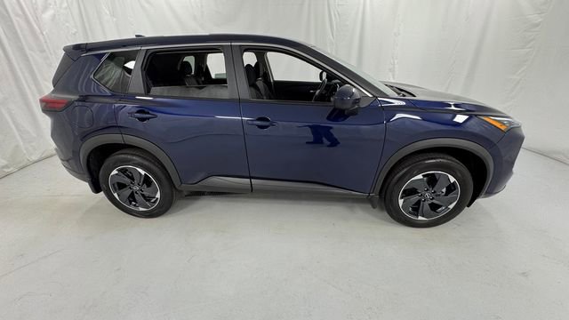 Certified 2026 Nissan Rogue SV w/ Cold Weather Package AWD/4WD image 2