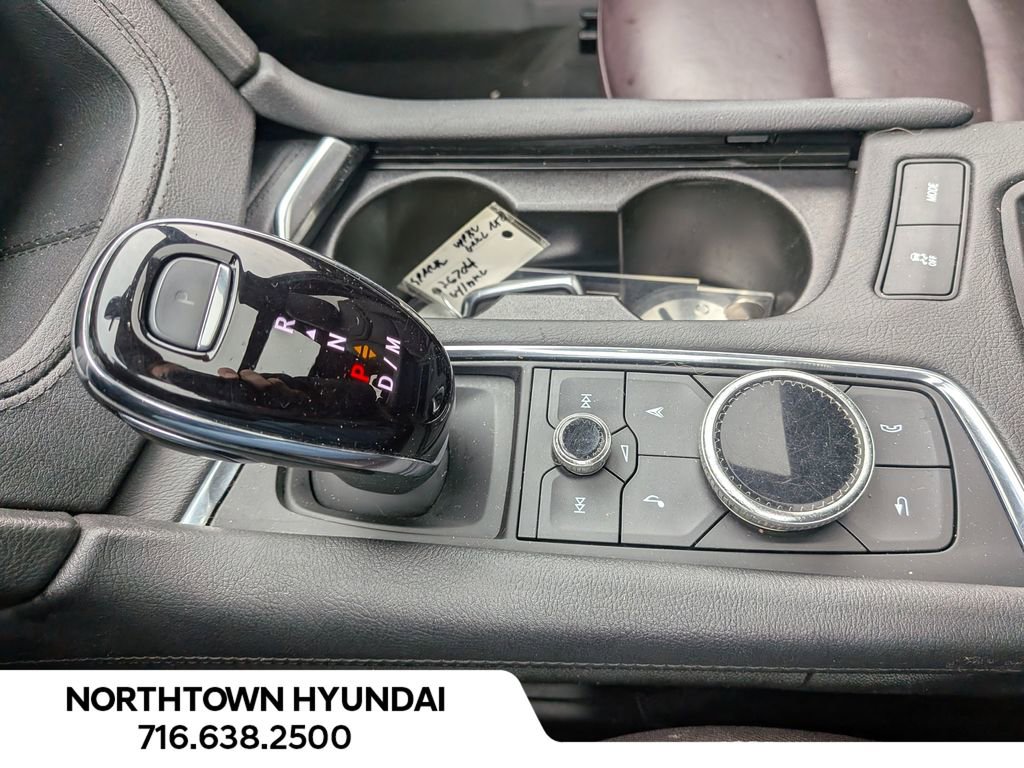 Used 2023 Cadillac XT6 Premium Luxury image 16