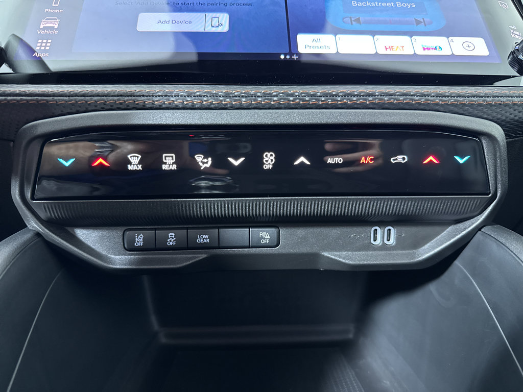 New 2026 Jeep Cherokee Limited AWD/4WD image 24