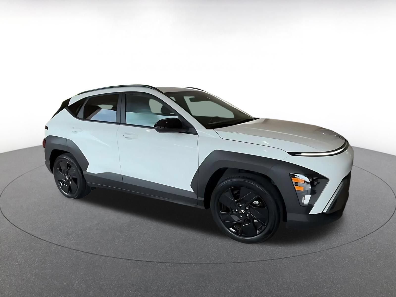 Used 2026 Hyundai Kona SEL Sport FWD image 2