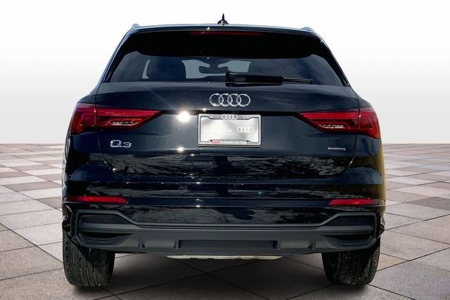 Certified 2025 Audi Q3 2.0T Premium w/ Convenience Package image 4