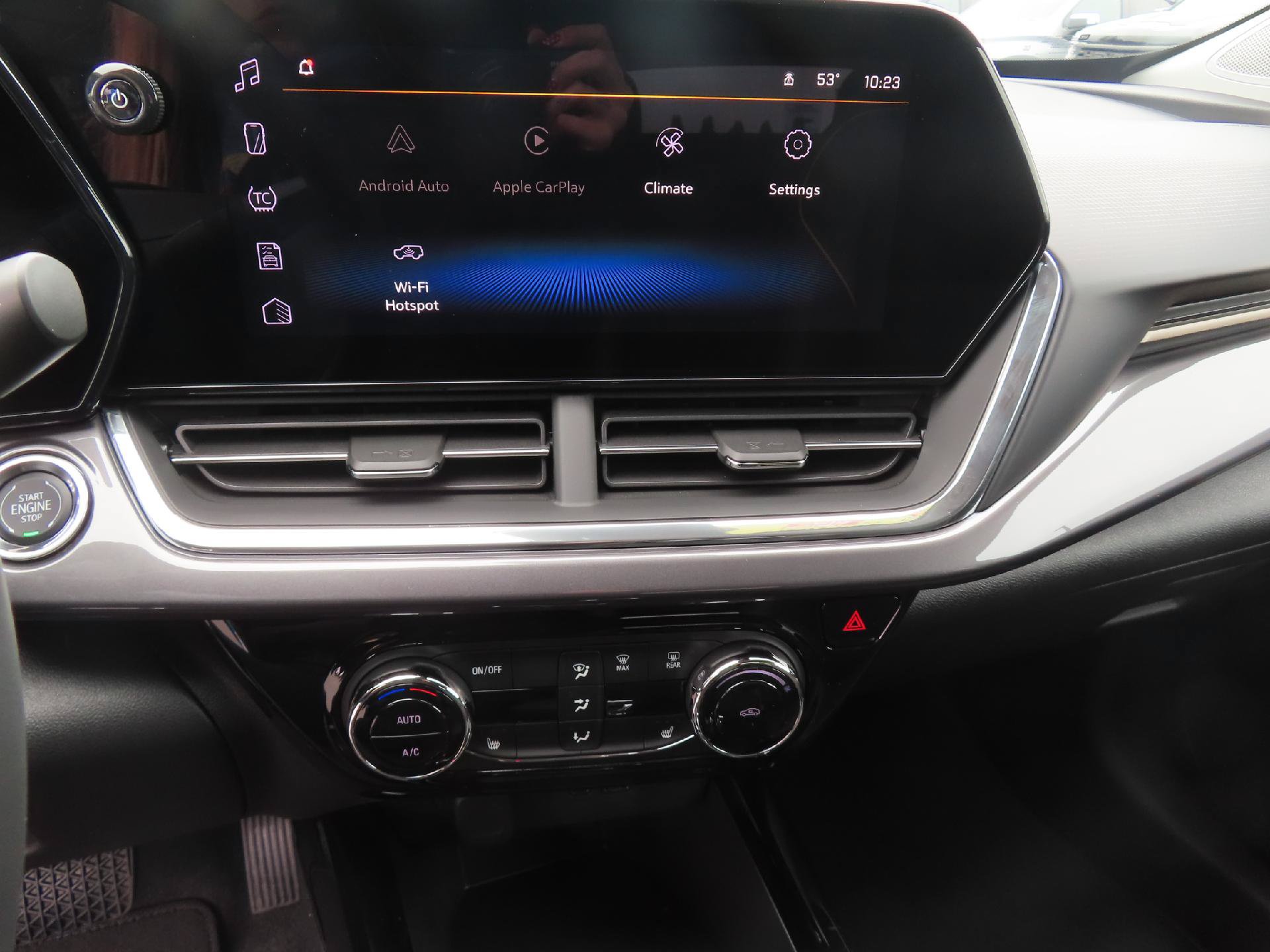New 2026 Chevrolet Trax ACTIV w/ Driver Confidence Package FWD image 31