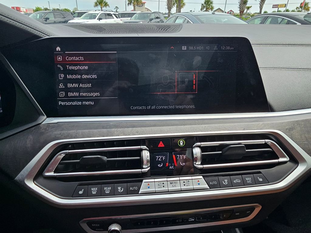 Used 2022 BMW X7 xDrive40i w/ Premium Package image 27