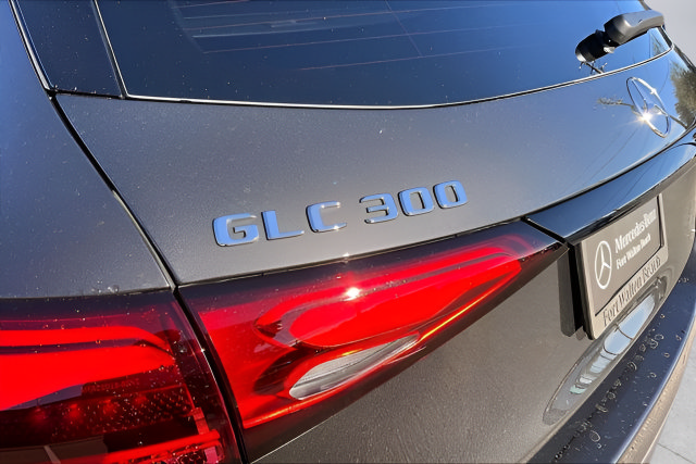 Certified 2026 Mercedes-Benz GLC 300 4MATIC image 24