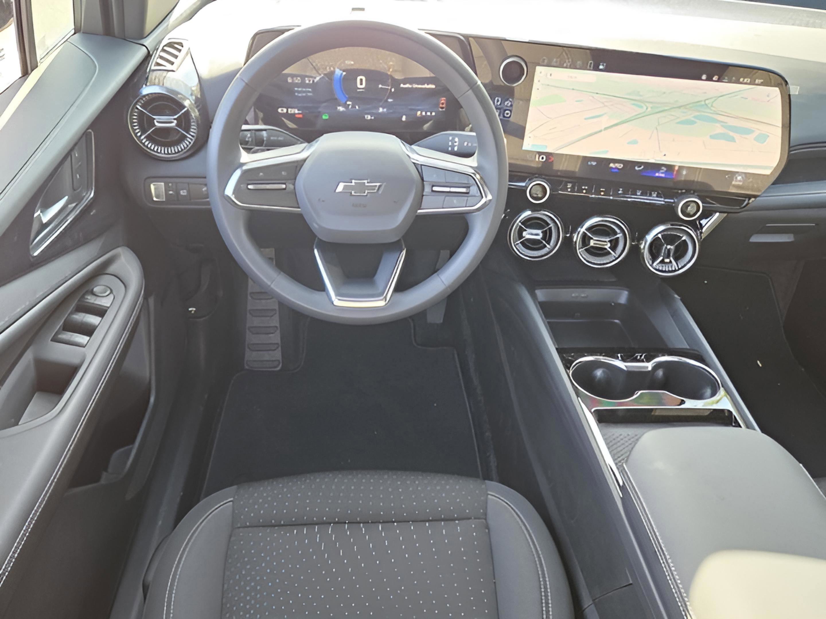 New 2025 Chevrolet Blazer EV LT w/ Midnight/Sport Edition image 16