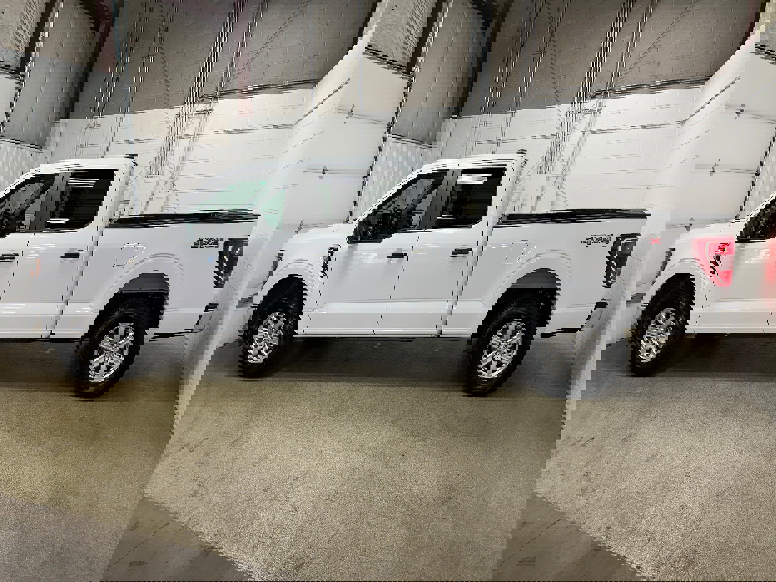 Certified 2023 Ford F150 XLT w/ Trailer Tow Package image 4