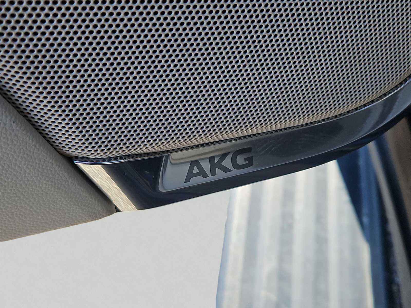 Used 2021 Cadillac Escalade Premium Luxury Platinum image 13