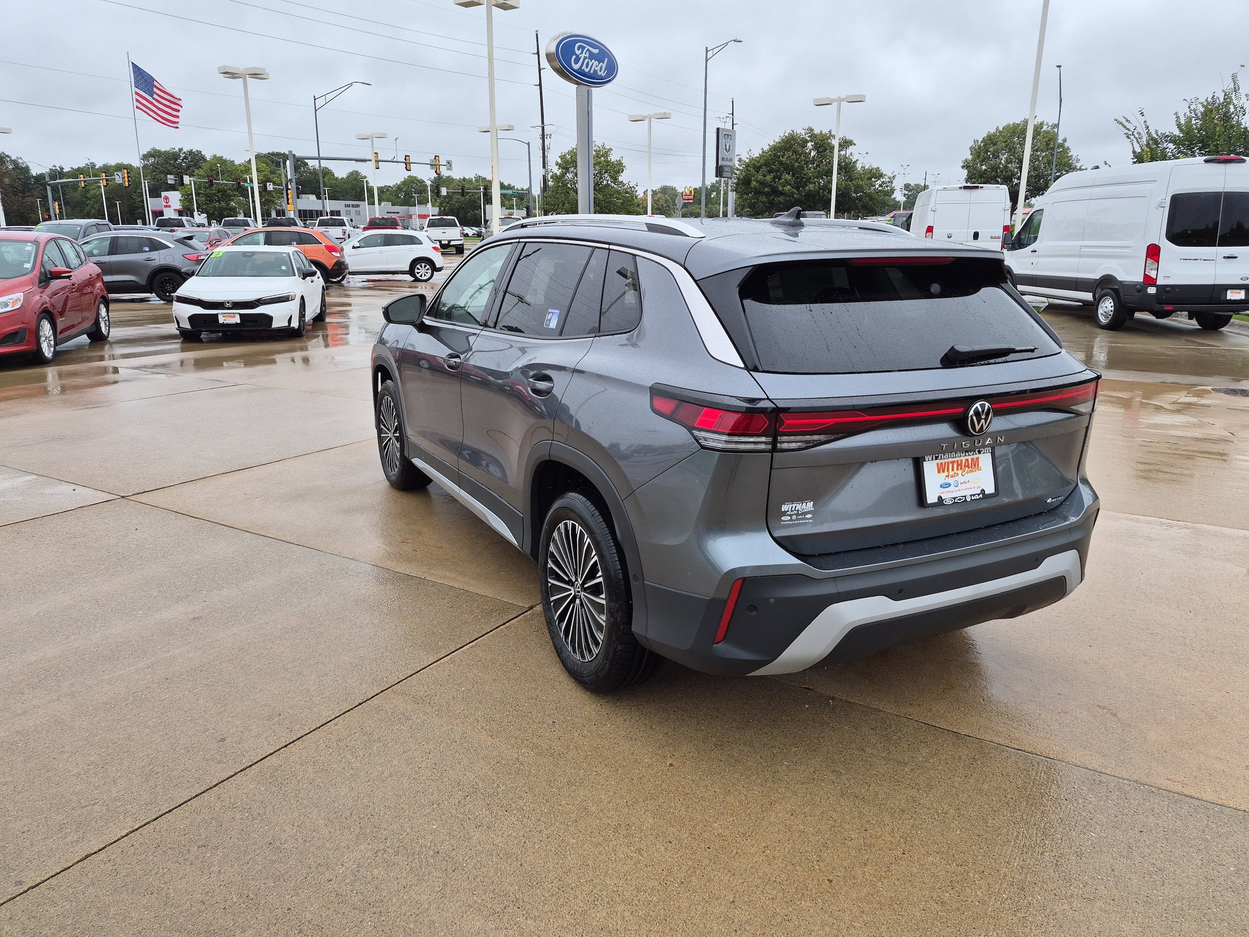 New 2026 Volkswagen Tiguan S AWD/4WD image 7