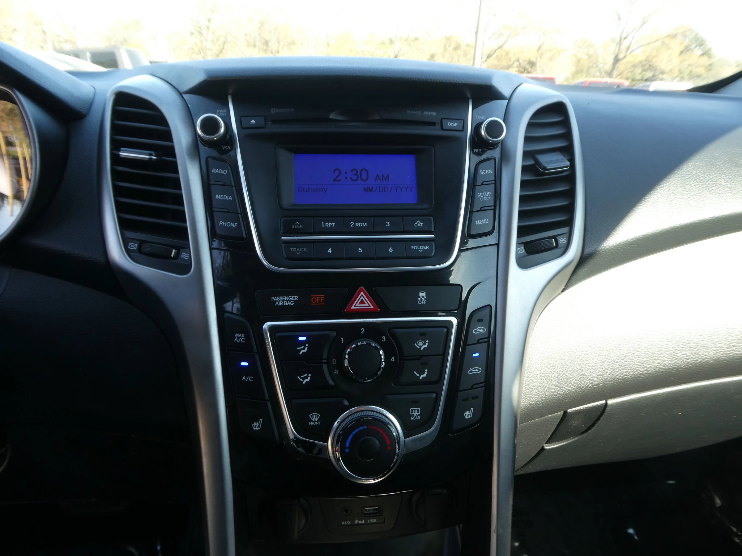 Used 2015 Hyundai Elantra GT image 19