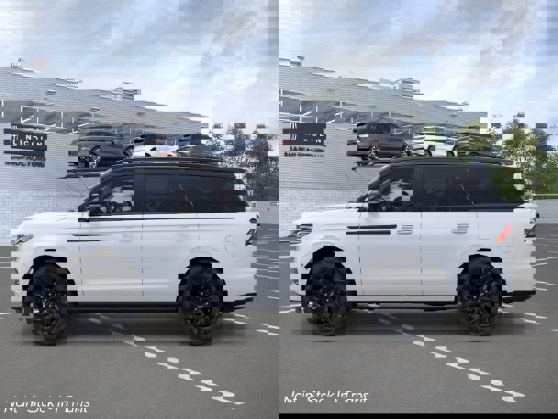 New 2026 Lincoln Navigator Black Label image 3