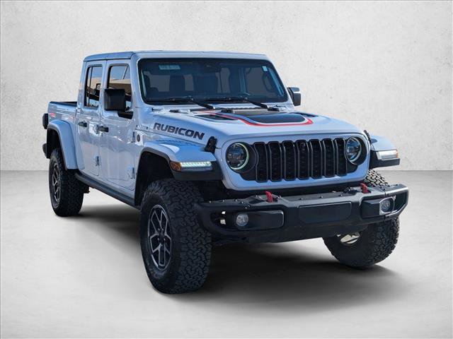Used 2024 Jeep Gladiator Rubicon image 3