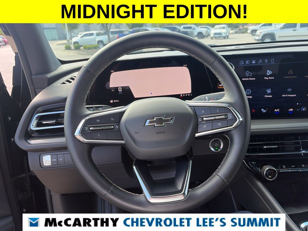 Used 2024 Chevrolet Traverse LT FWD image 17