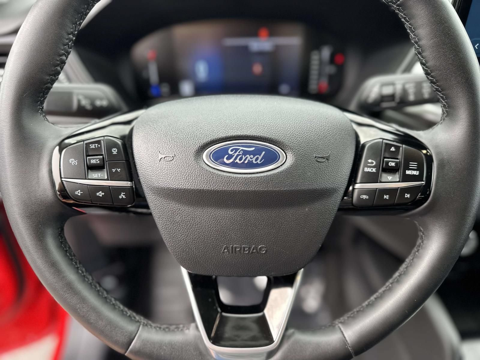 Used 2024 Ford Escape Active w/ Tech Pack #1 AWD/4WD image 14