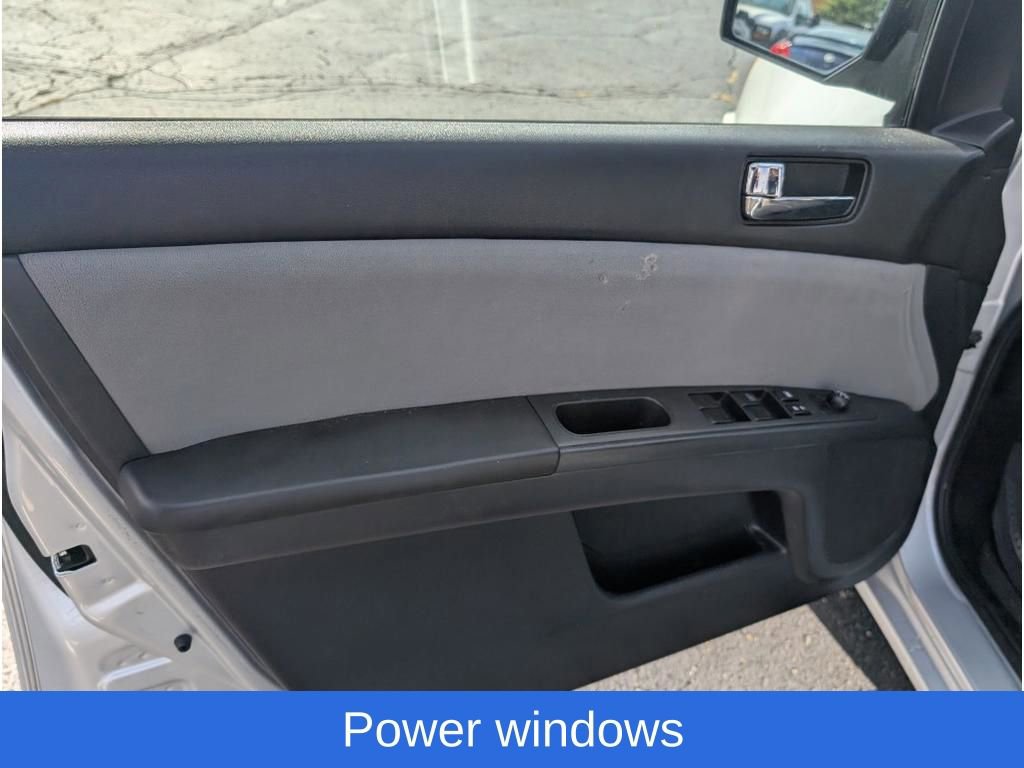 Used 2011 Nissan Sentra 2.0 S w/ Convenience Pkg image 15