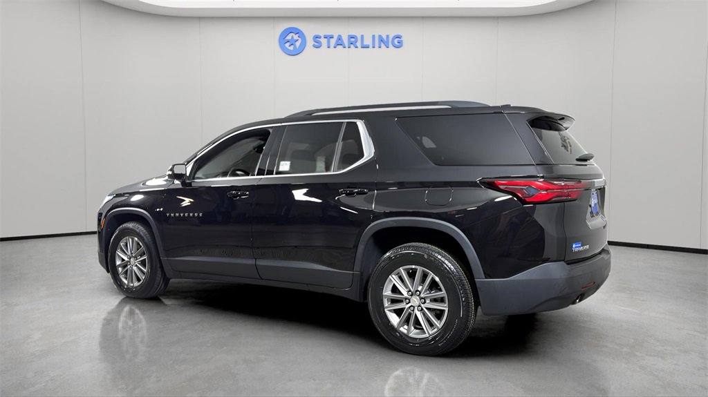 Used 2023 Chevrolet Traverse LT image 4