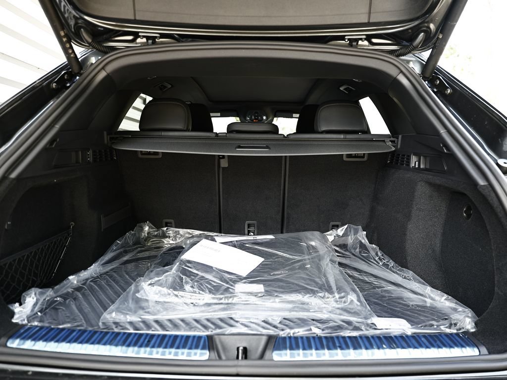 New 2026 Audi SQ5 Premium Plus AWD/4WD image 32